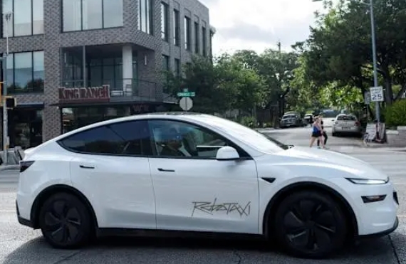 美媒：马斯克Robotaxi面临重大责任风险 恐成特斯拉噩梦