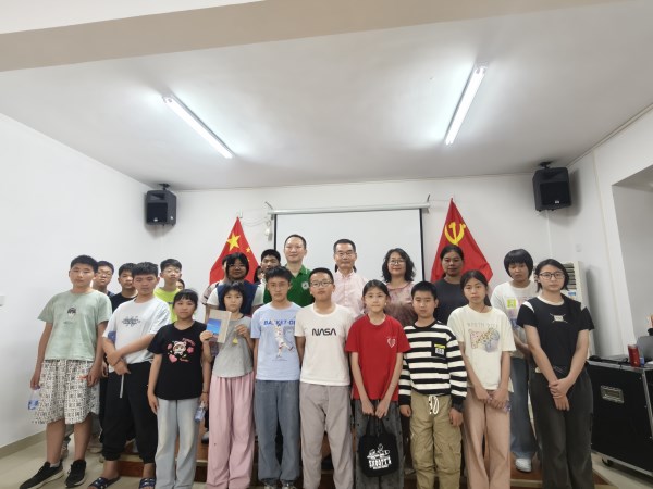 书香润乡村  阅读促振兴——汕头市濠江区埭头村举行第38期读书活动